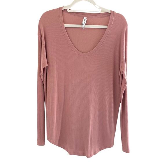 Athleta CloudLight Modal Ribbed Stratus Long Sleeve Pink Shirt Size Medium 0626A - Picture 3 of 10